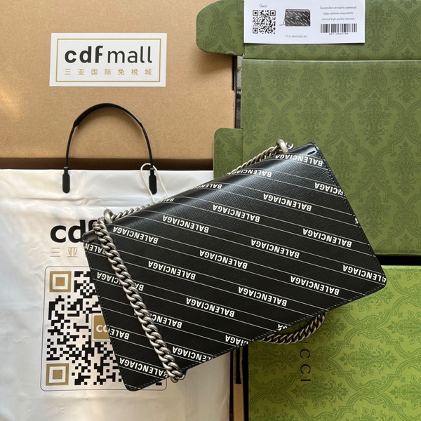 グッチバッグ背面デザイン